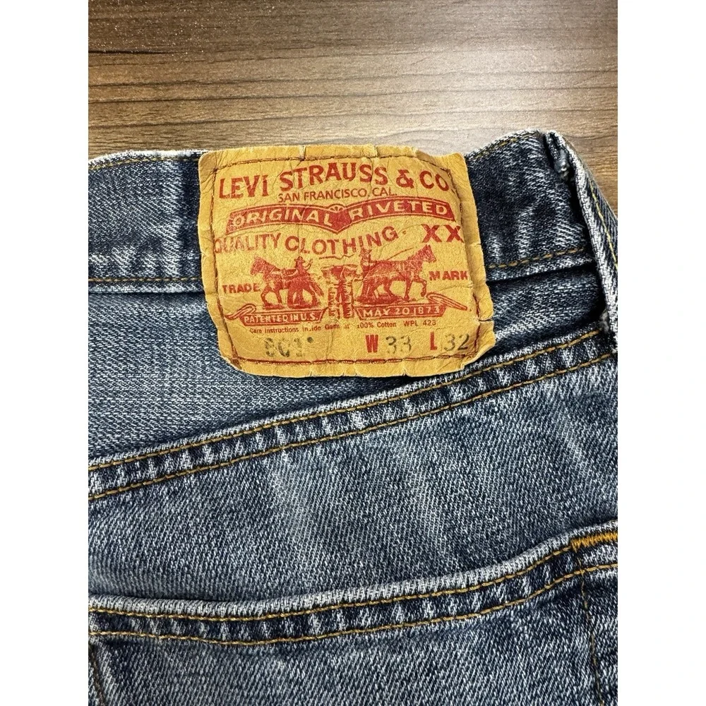 Vtg Y2K Levi 501 Jeans Mens 33x32 Blue Medium Wash Denim Button Fly Straight Leg